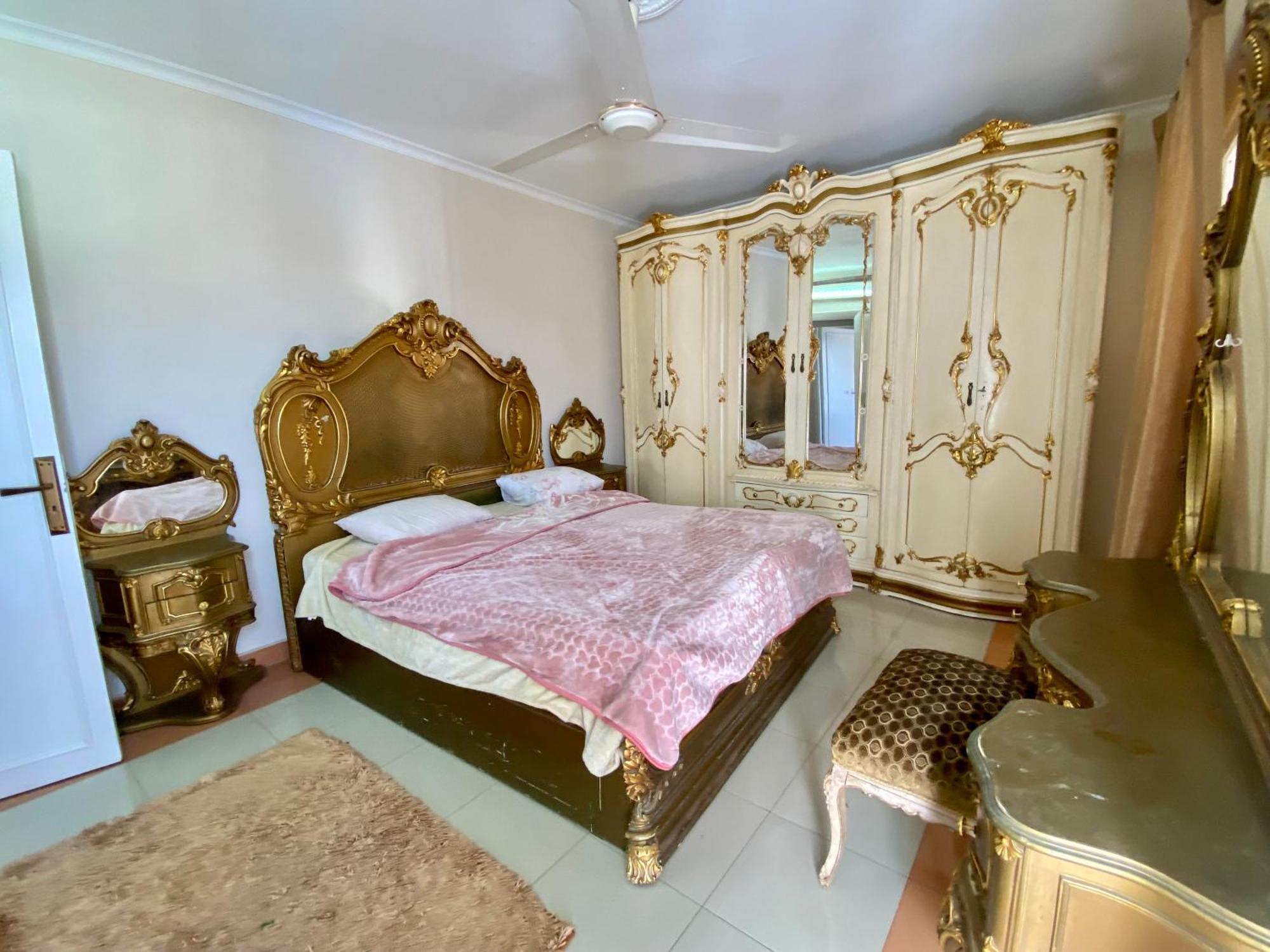 Lovely In The Heart Of Heliopolis Apartment *